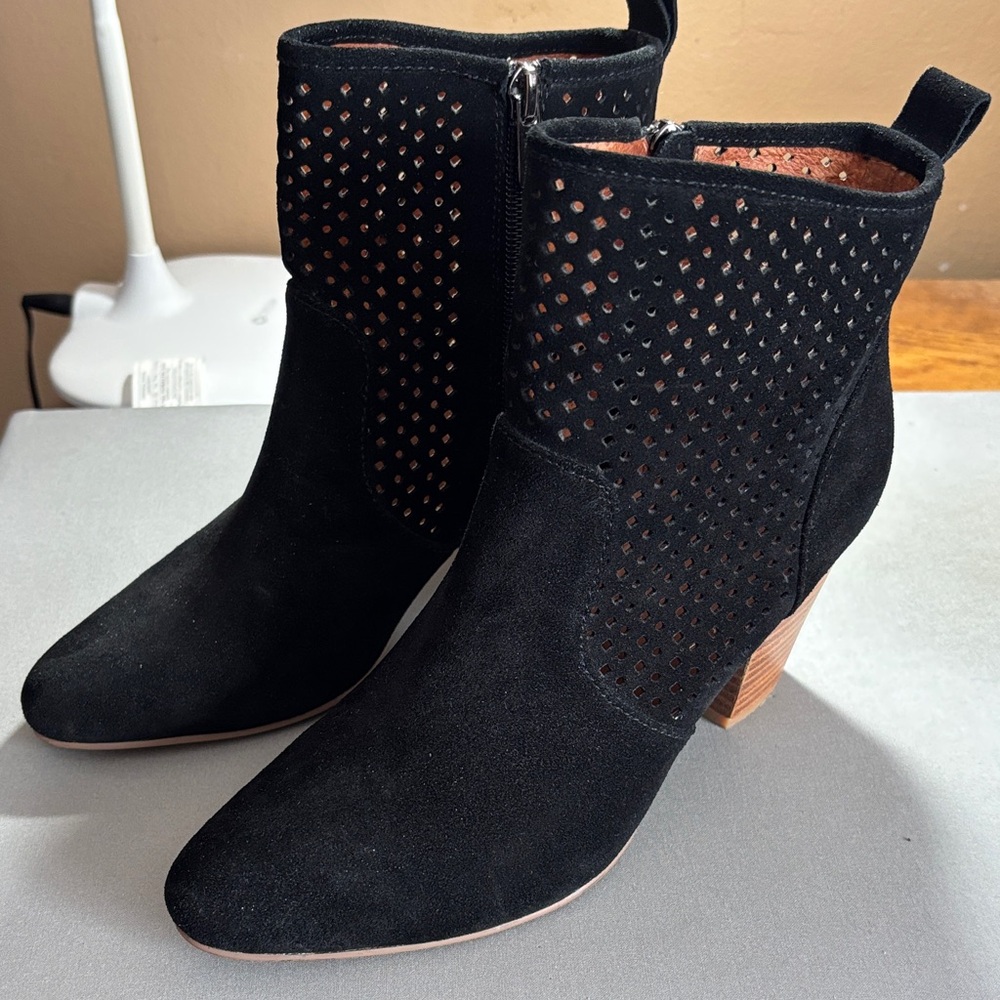 Matiko Black Suede Ankle Booties—Size 37